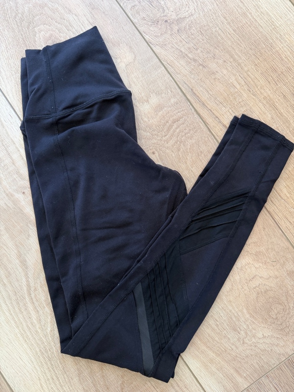 ALO Yoga Black Leggings with Paneled Mesh Detail
